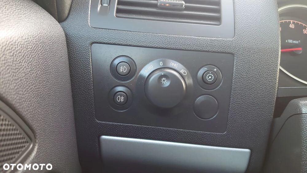 Opel Zafira 1.8 Navi - 16