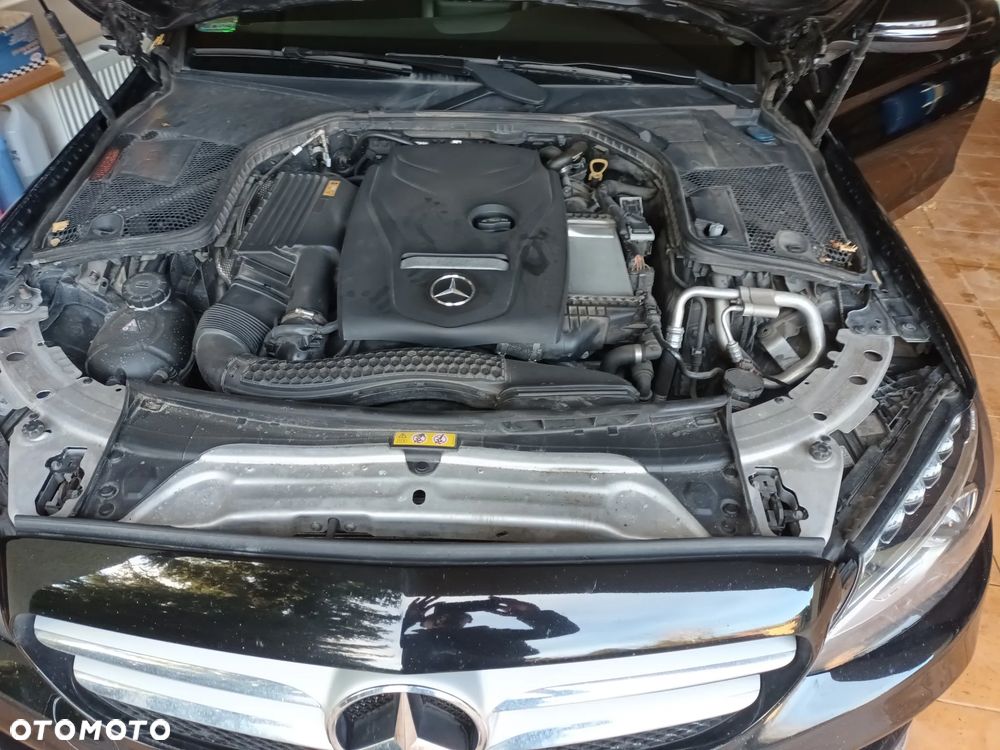 Mercedes-Benz Klasa C 200 9G-TRONIC - 12