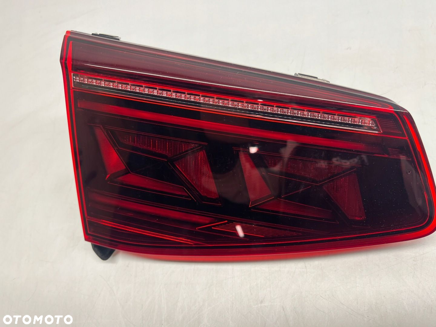 VW Passat B8 Variant Lift Lampa Tył Tylna Lewa Klapy Bagażnika 3G9945307N - 5