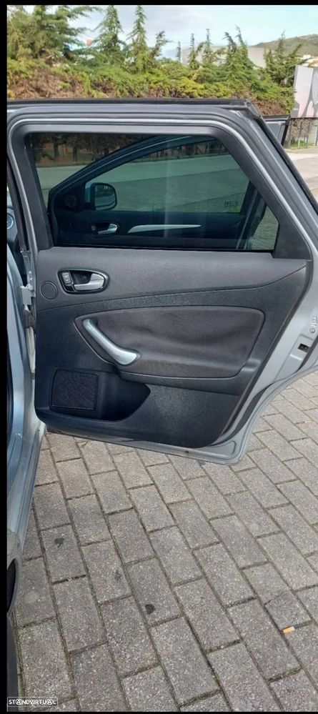 Ford Mondeo SW 1.8 TDCi ECOnetic - 12