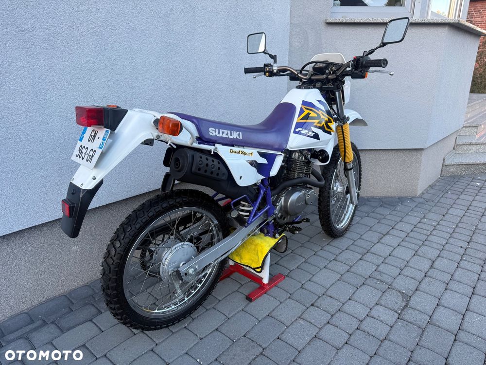 Suzuki DR - 3