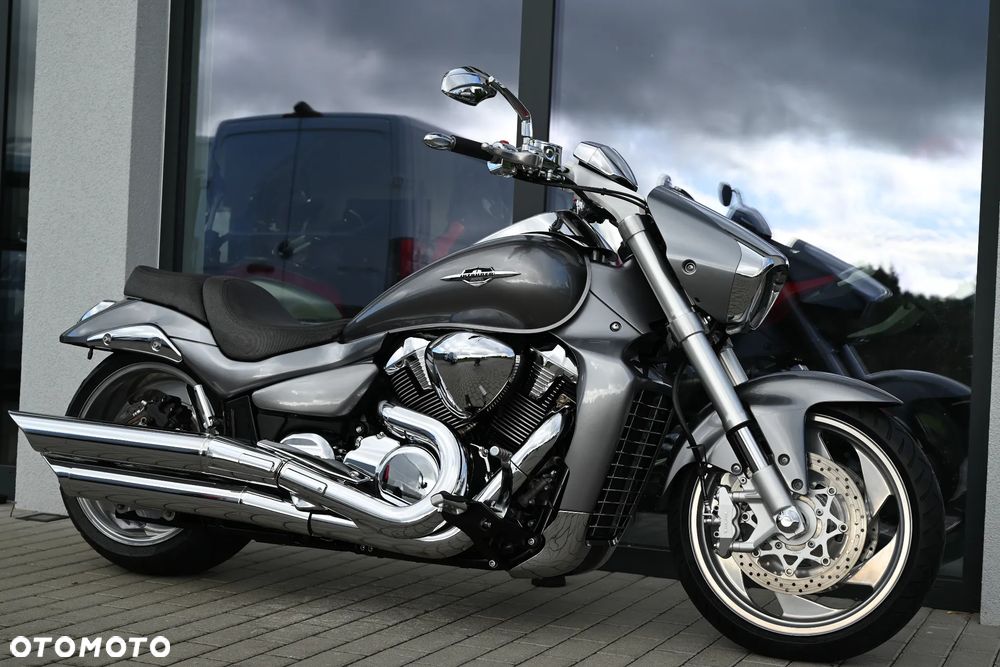 Suzuki Intruder - 41