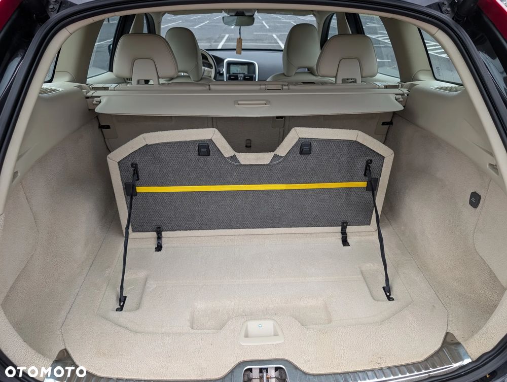 Volvo XC 60 D4 Drive-E Summum - 26