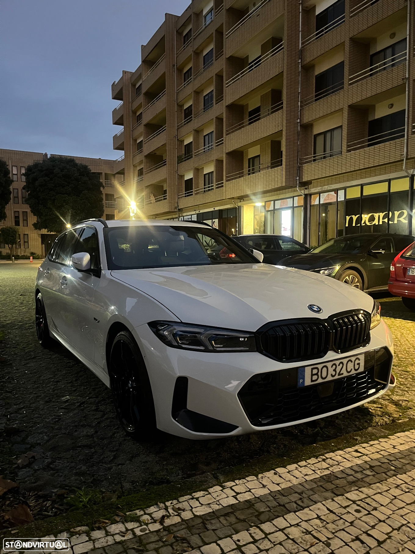 BMW 330 e Touring Pack Desportivo M Auto - 38