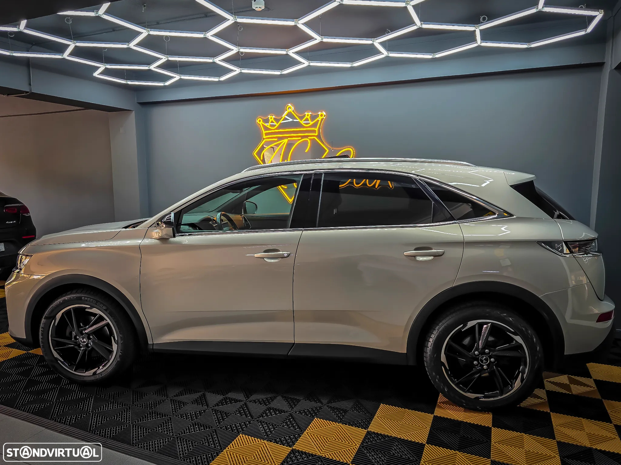 DS DS7 Crossback 1.5 BlueHDi Be Chic EAT8 - 8