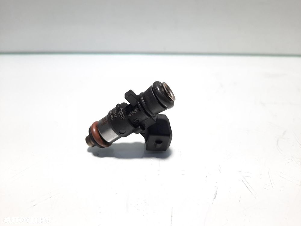 Injector, cod 8200292590, Renault Clio 2, 1.2 benz, 16V, D4F706 (pr:110747) - 1