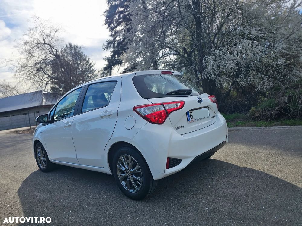 Toyota Yaris 1.5 VVT-i HSD Active - 4