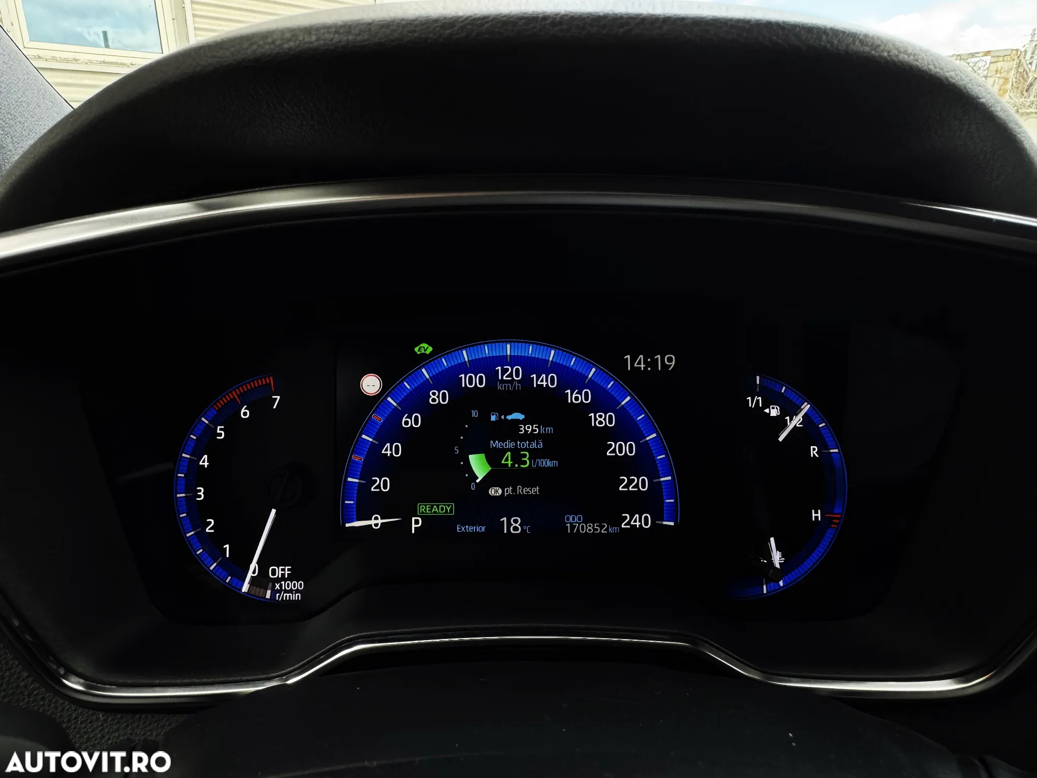 Toyota Corolla 1.8 HSD Exclusive interior Negru - 28