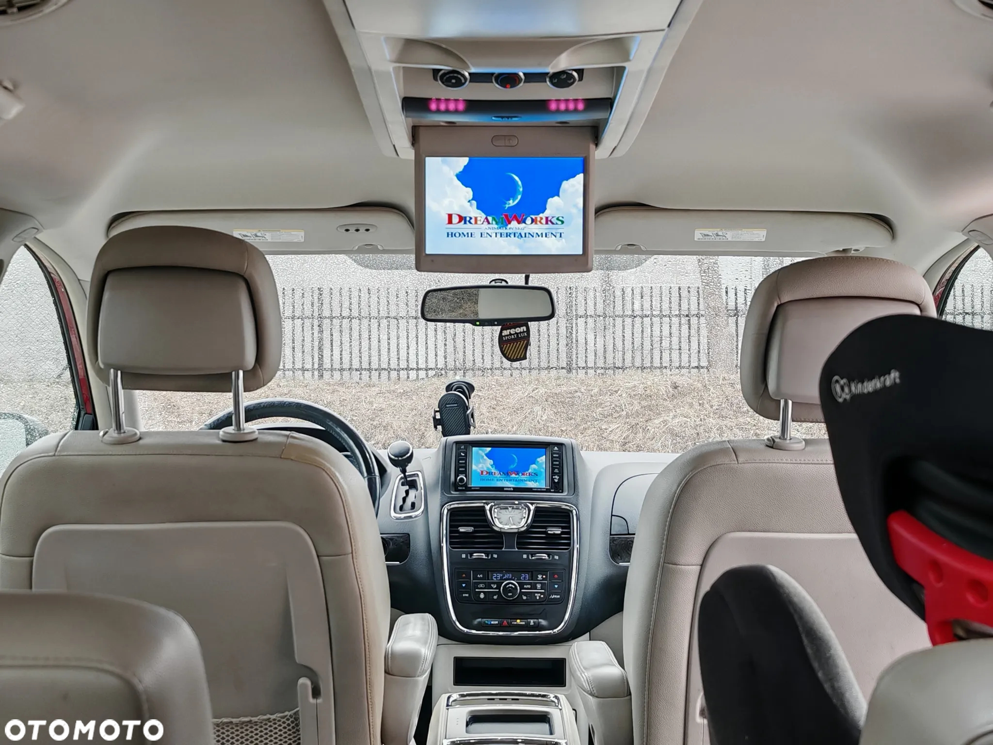 Chrysler Town & Country 3.6 Touring - 15