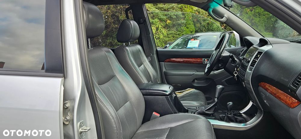 Toyota Land Cruiser 3.0 D Sol - 17