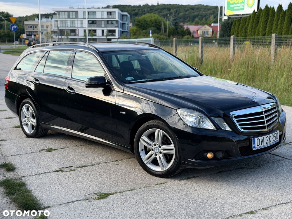Mercedes-Benz Klasa E 220 CDI DPF BlueEFFICIENCY Automatik Elegance - 12