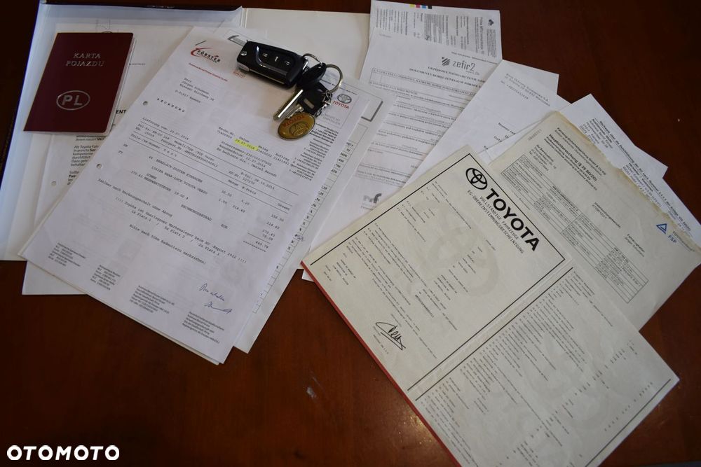 Toyota Verso 2.0 D-4D 5-Sitzer Executive - 14