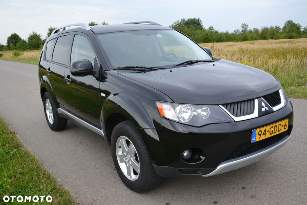 Mitsubishi Outlander 2.4 2WD Plus - 9