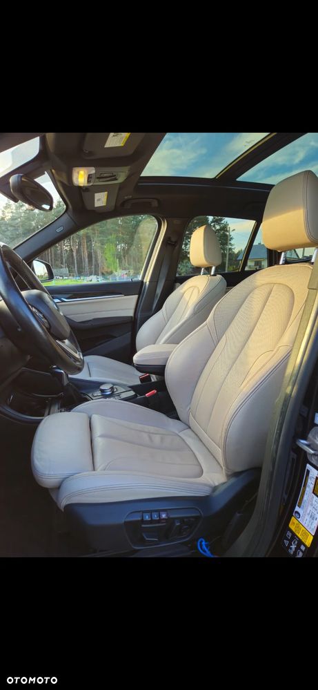 BMW X1 xDrive25i xLine sport - 9