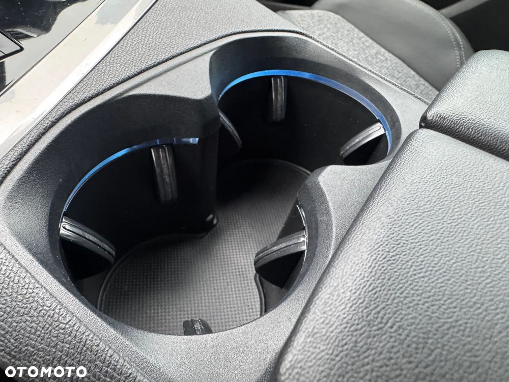 Peugeot 5008 BlueHDi 130 EAT8 Allure - 28