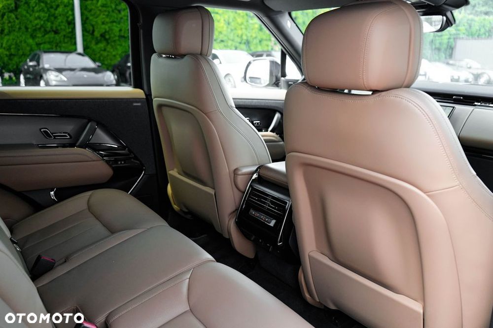 Land Rover Range Rover Sport S 3.0 D300 mHEV SE - 33
