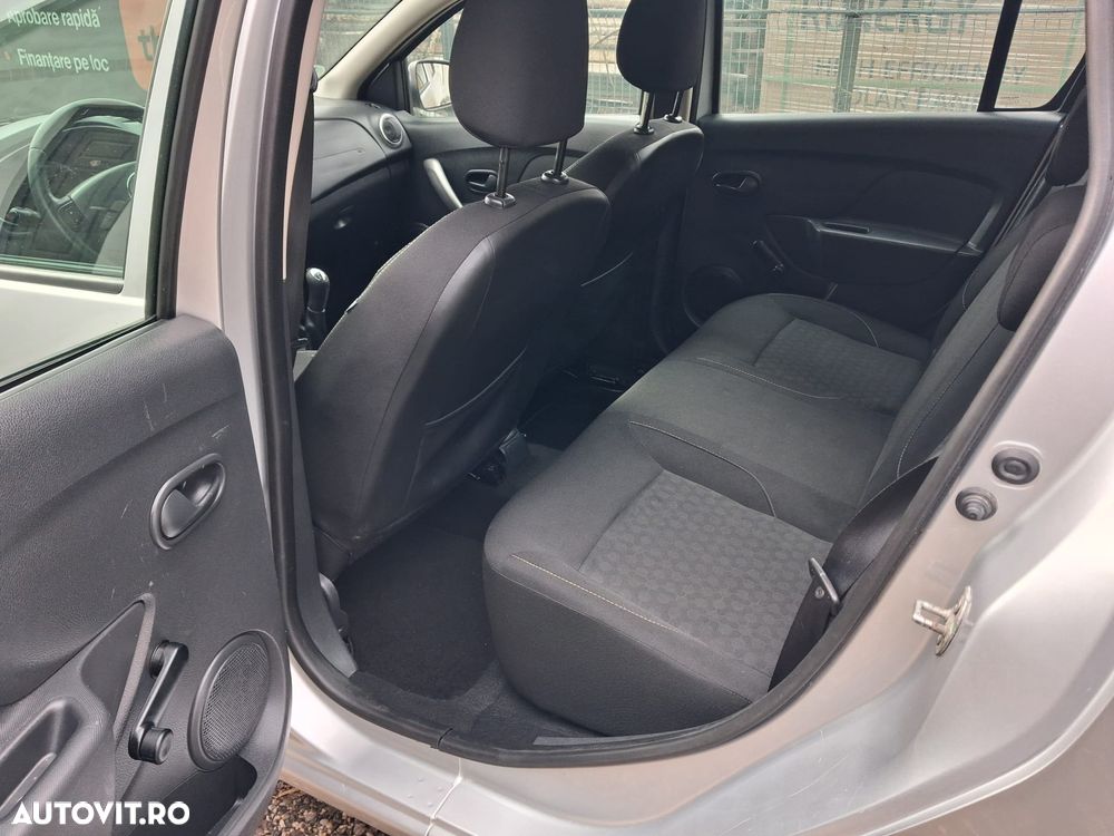 Dacia Logan 0.9 90CP Laureate - 8