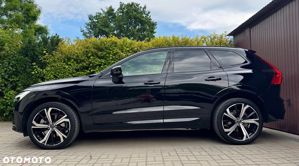 Volvo XC 60 B4 D AWD Plus Dark - 9