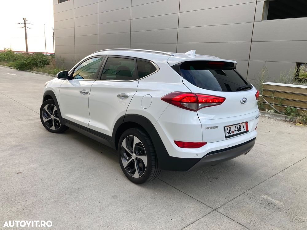 Hyundai Tucson 2.0 CRDI 4WD Premium - 3