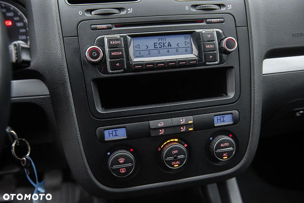 Volkswagen Golf 1.4 TSI Comfortline - 23