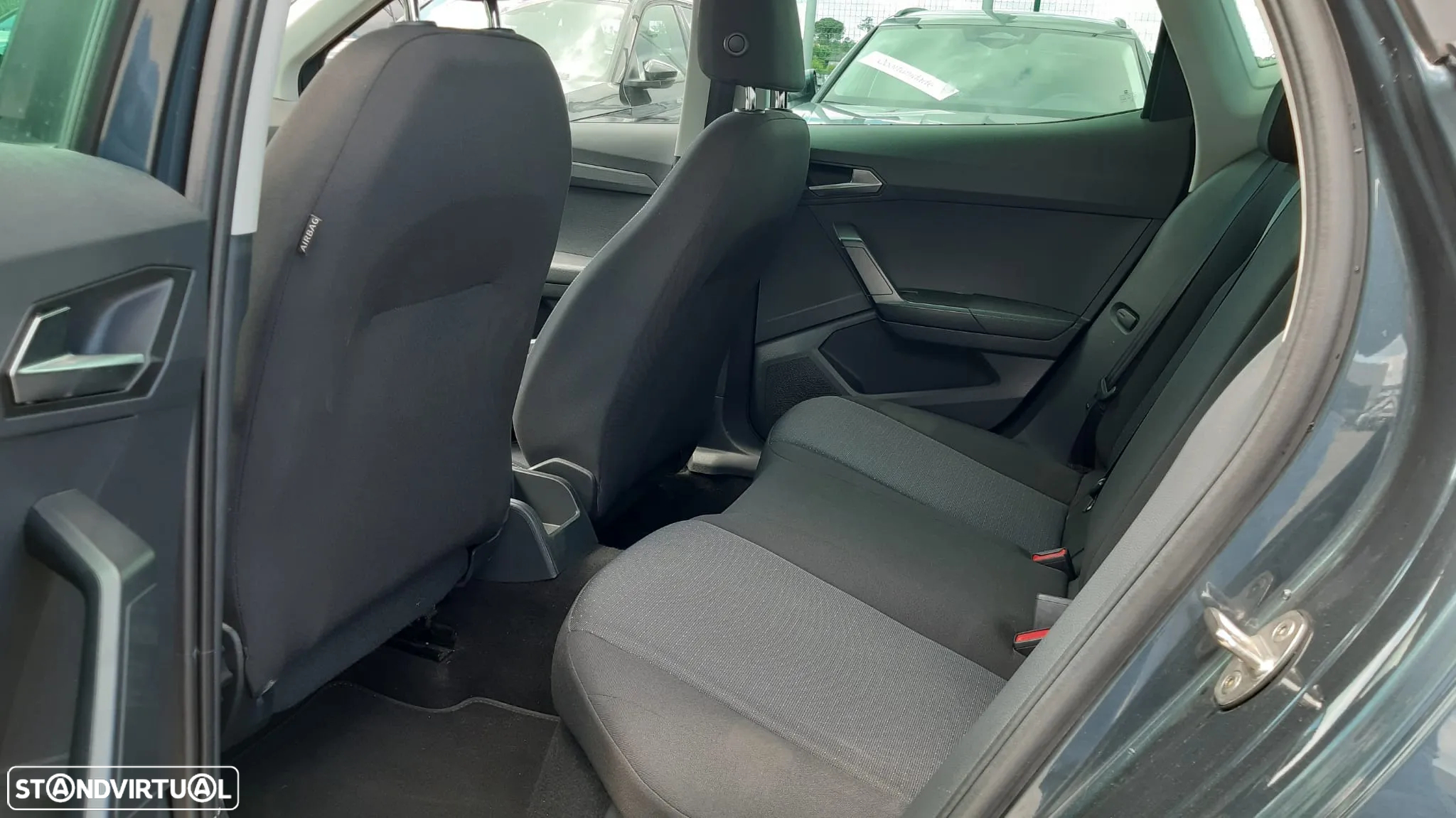 SEAT Arona 1.0 TSI Style - 27