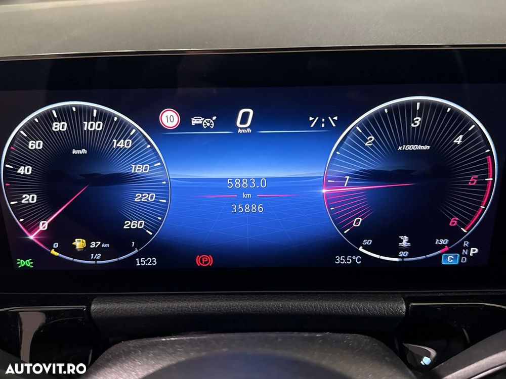 Mercedes-Benz GLA 200 d 4MATIC Aut. - 12