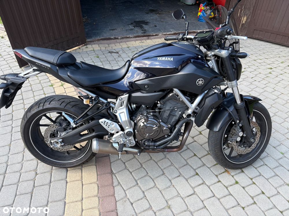 Yamaha MT - 2