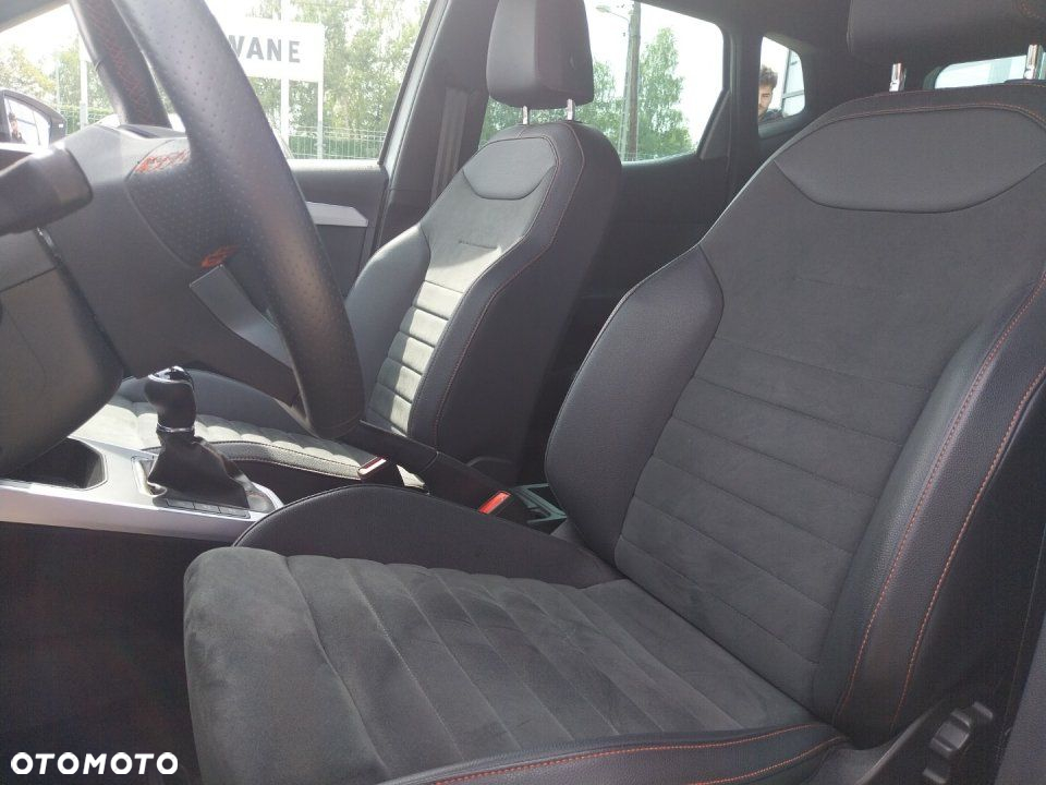 Seat Arona - 15