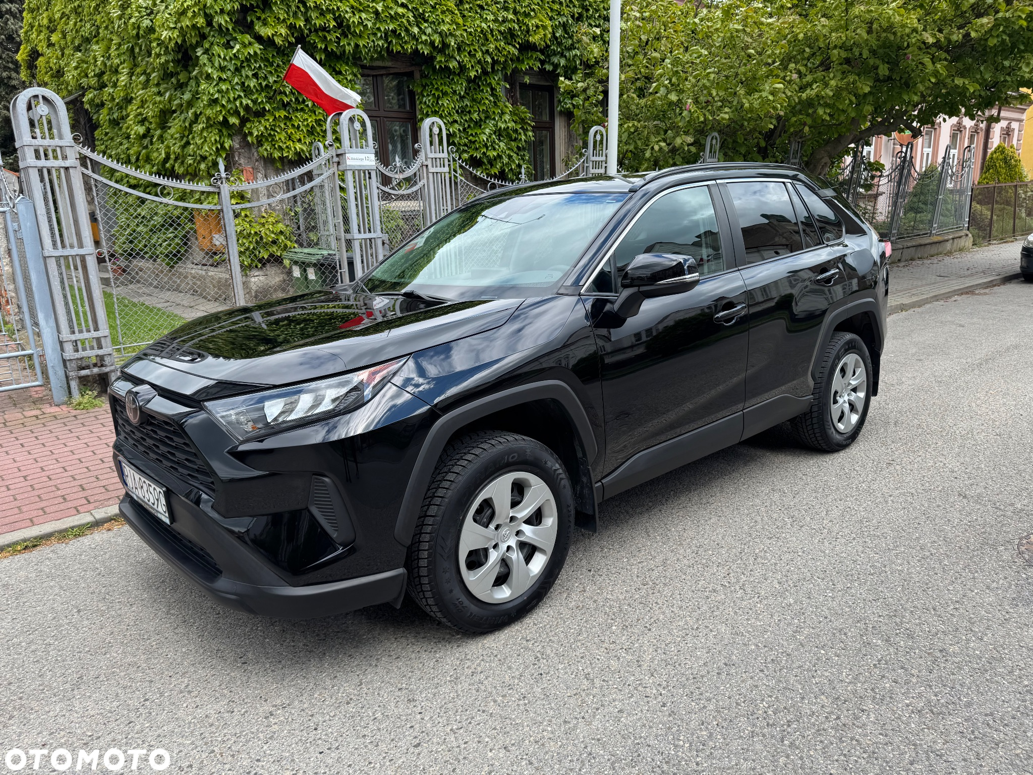 Toyota RAV4 - 2