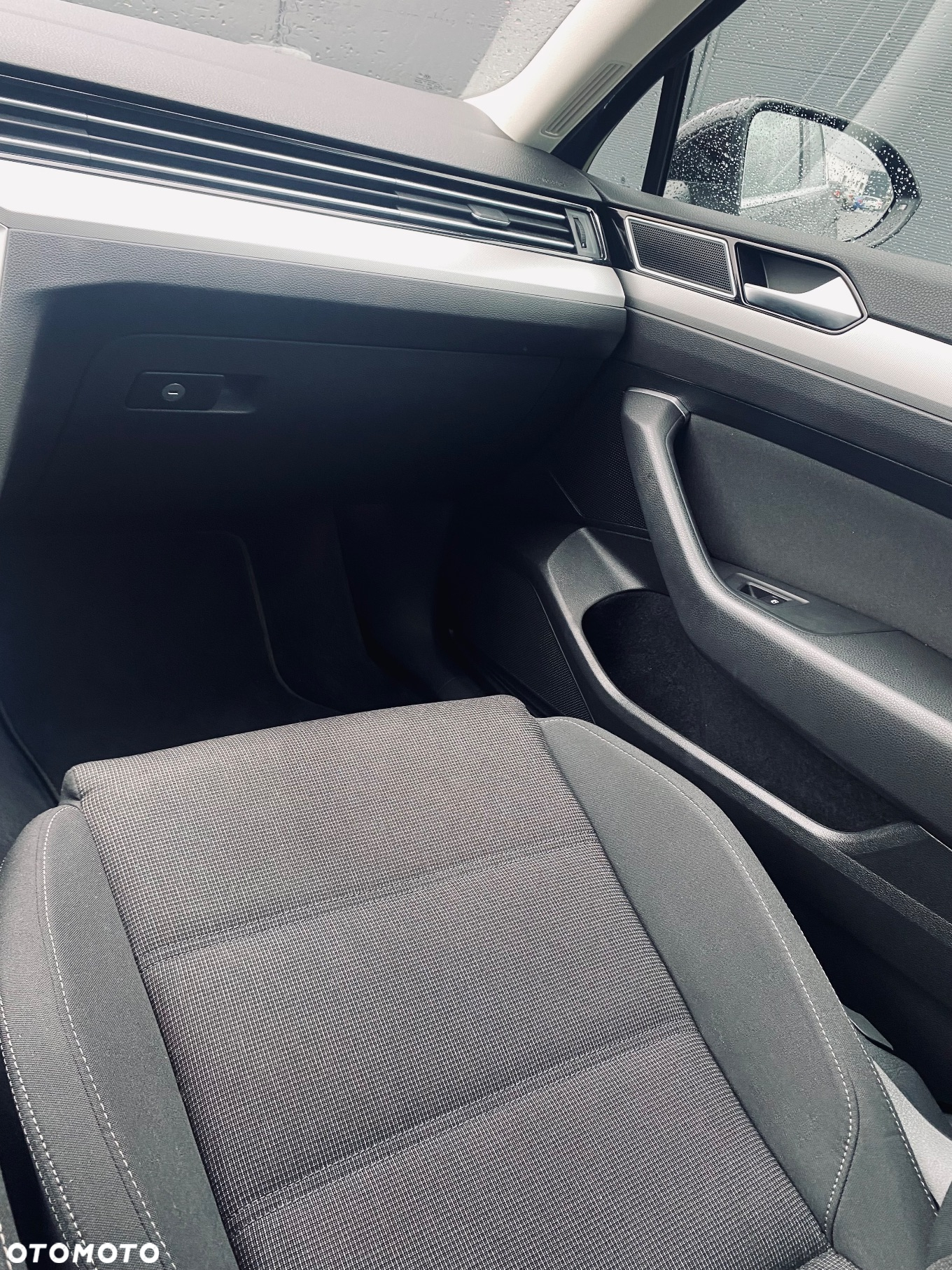 Volkswagen Passat 2.0 TDI BMT Comfortline - 17