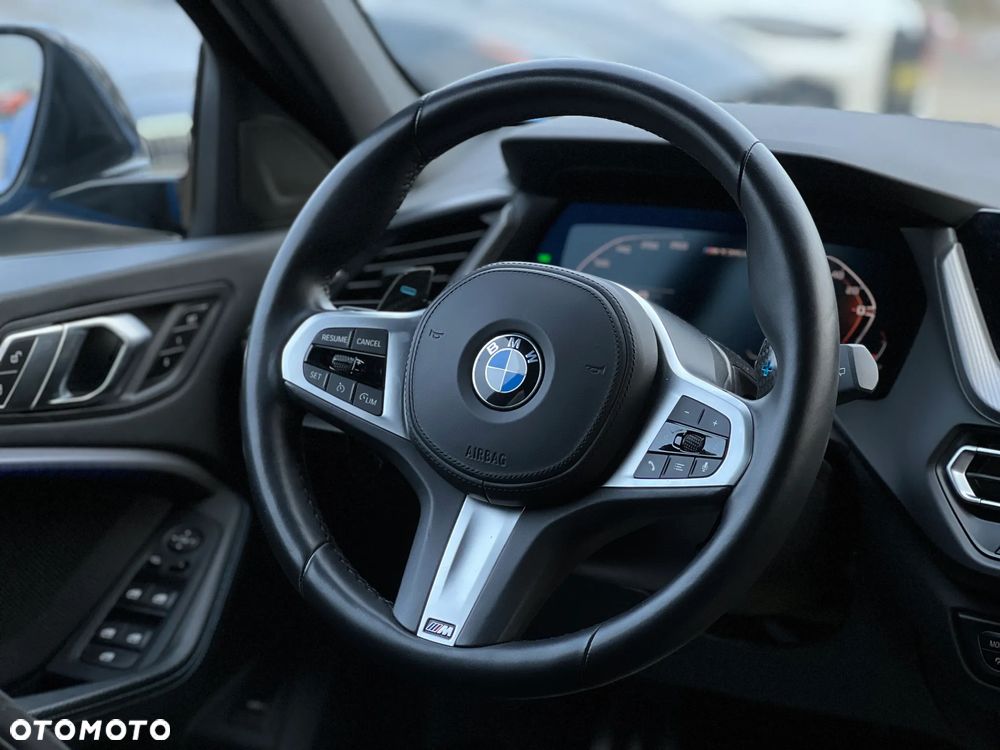 BMW Seria 1 - 16