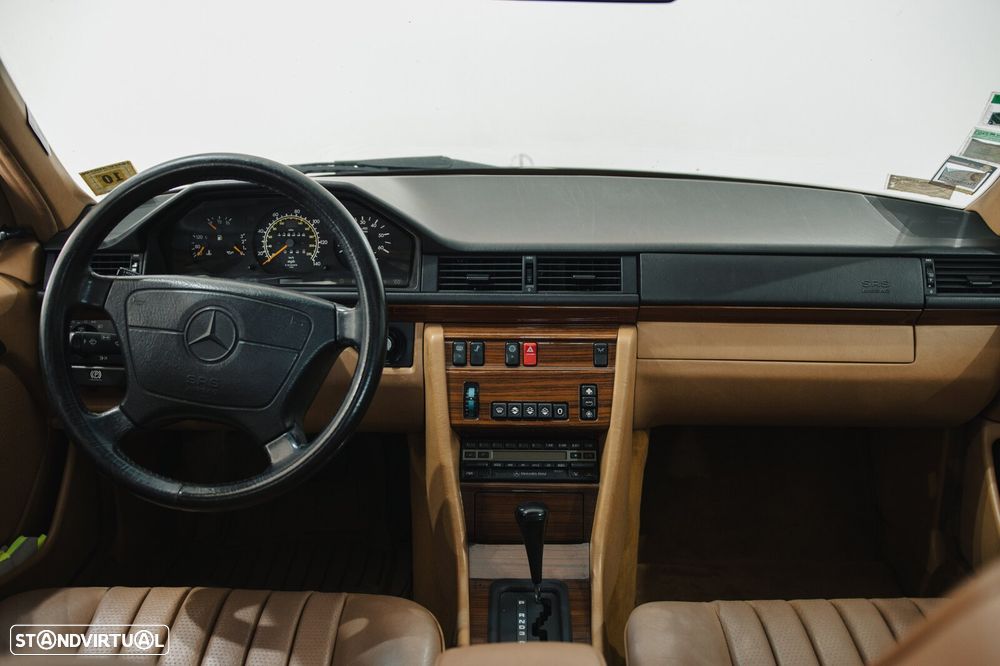 Mercedes-Benz W124 (1984-1997) - 11