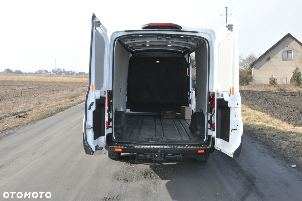 Ford Transit - 18
