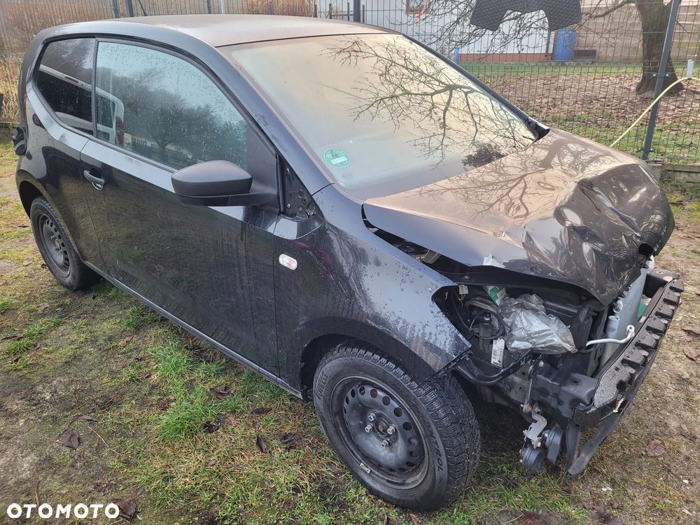 Volkswagen up! high - 10