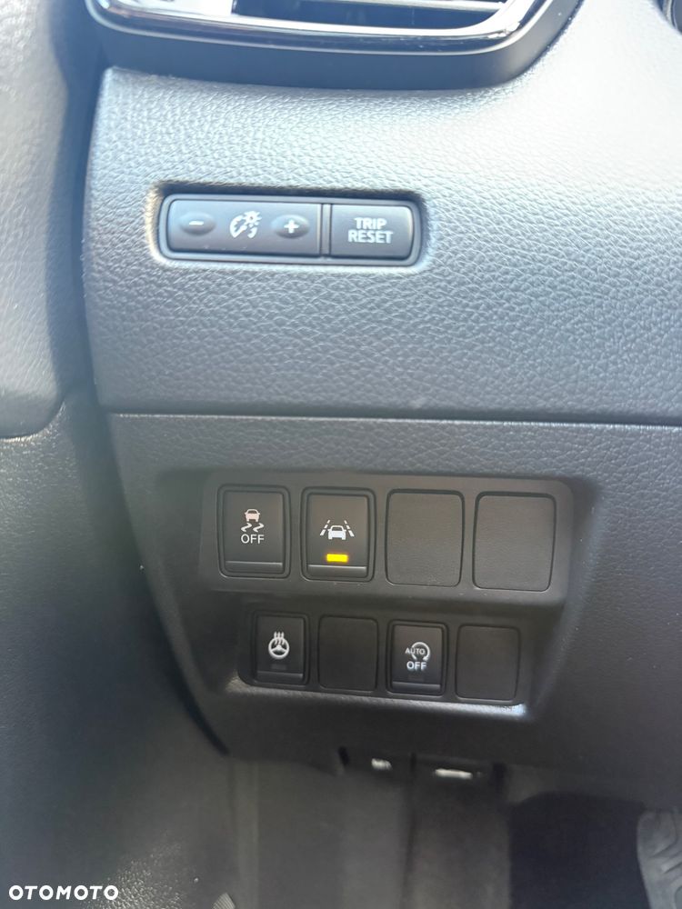 Nissan X-Trail - 11