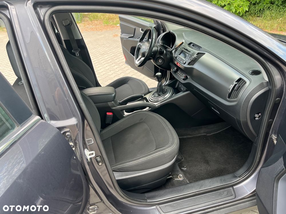 Kia Sportage 2.0 CVVT 2WD Spirit - 14