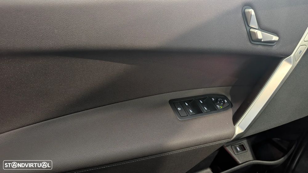 BMW iX xDrive 40 - 14