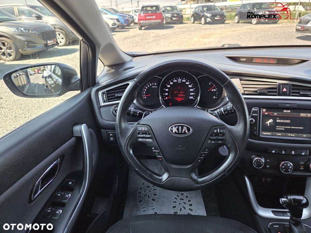 Kia Ceed - 15