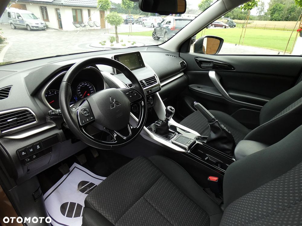 Mitsubishi Eclipse Cross 1.5 T Intense - 31