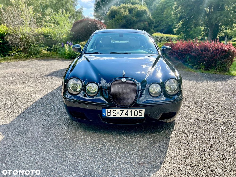 Jaguar S-Type R - 2