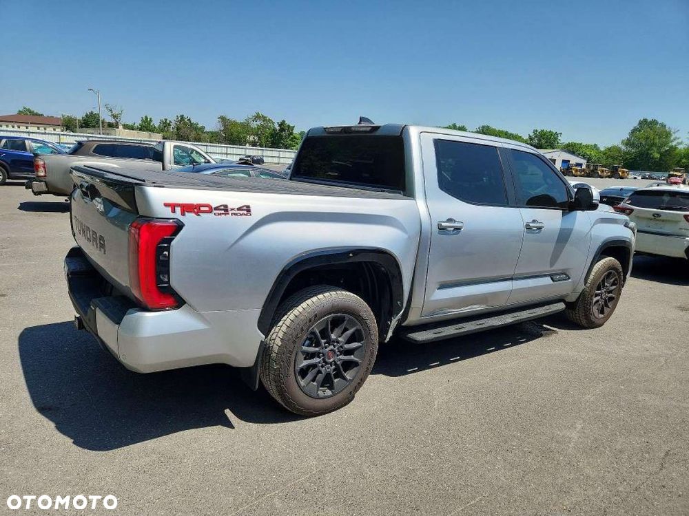 Toyota Tundra - 5