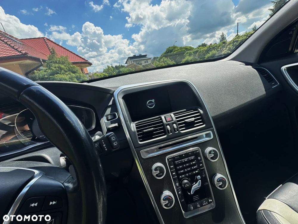 Volvo XC 60 D4 Summum - 25