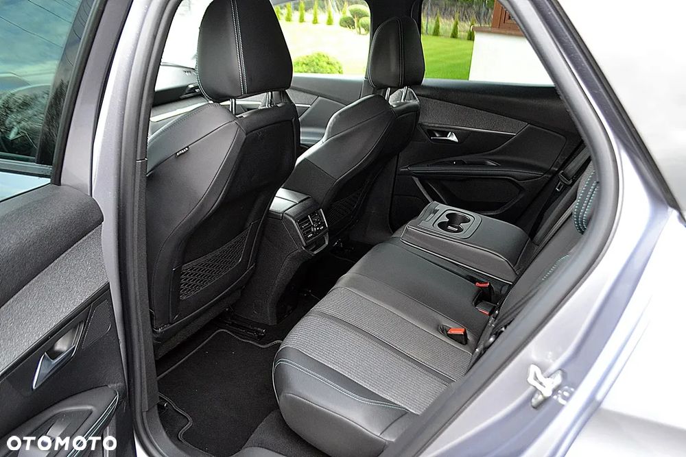 Peugeot 3008 BlueHDi 130 Stop & Start EAT8 Allure - 14