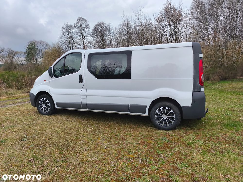 Opel VIVARO - 8