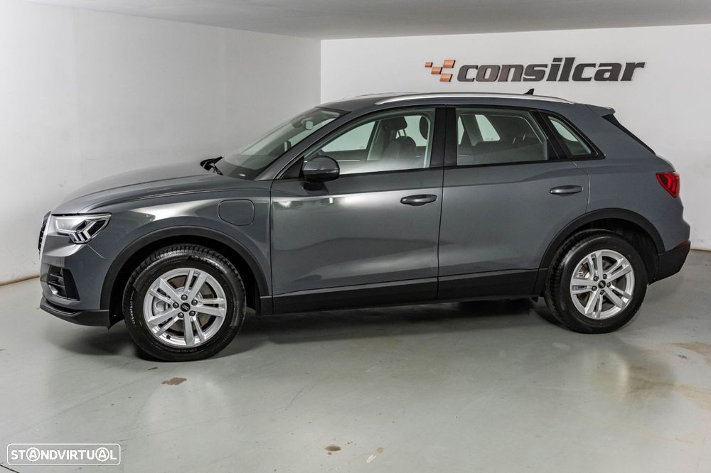 Audi Q3 45 TFSIe S tronic - 12