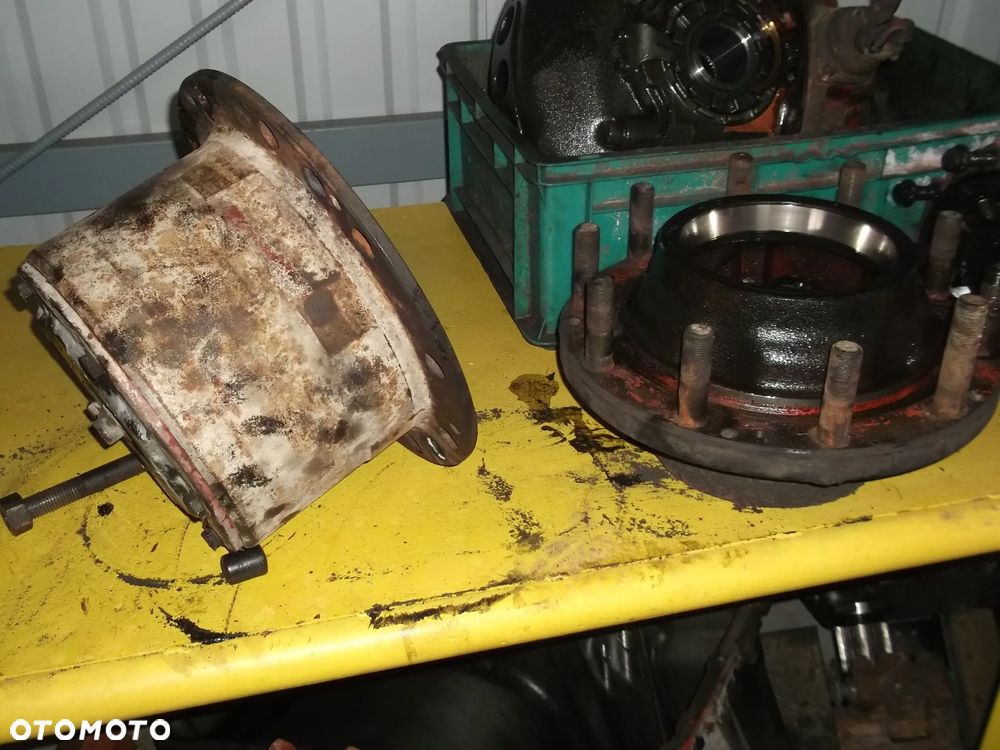 Zwolnica piasta tył Iveco Magirus 8x4 6x4 - 2