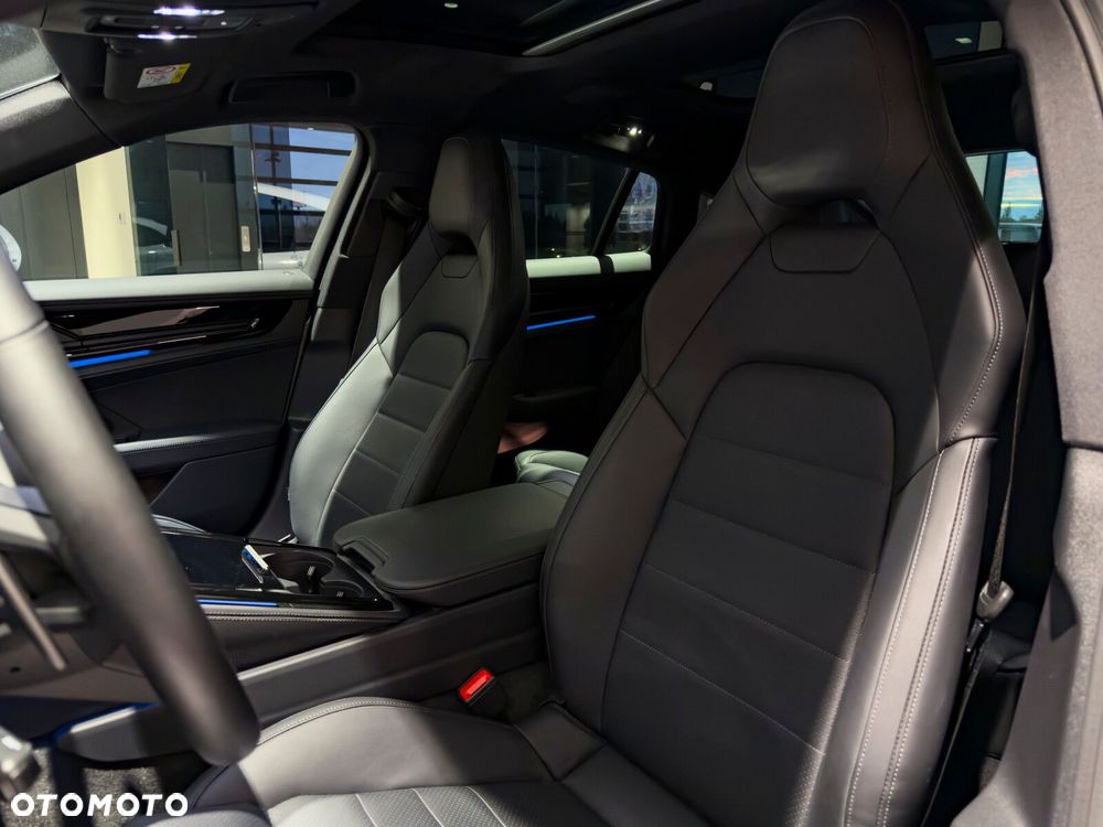 Porsche Panamera - 11