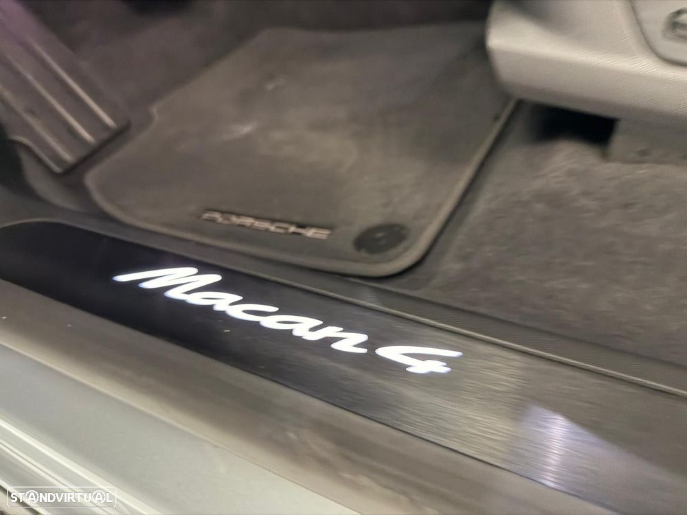 Porsche Macan Electric 4 - 26