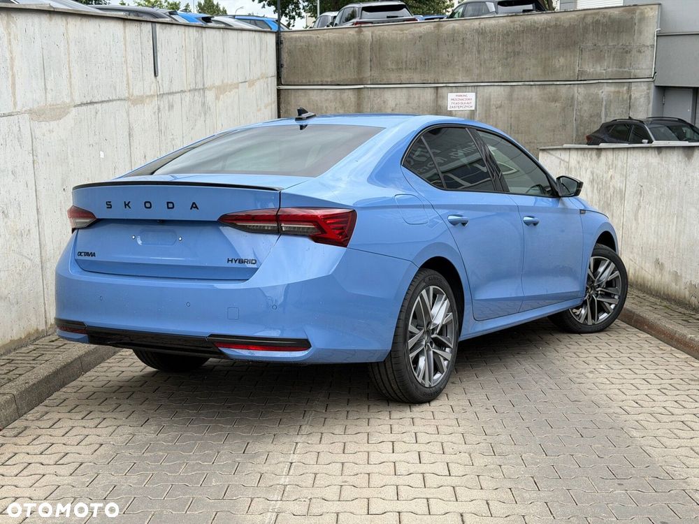 Skoda Octavia 1.5 TSI mHEV Sportline DSG - 8