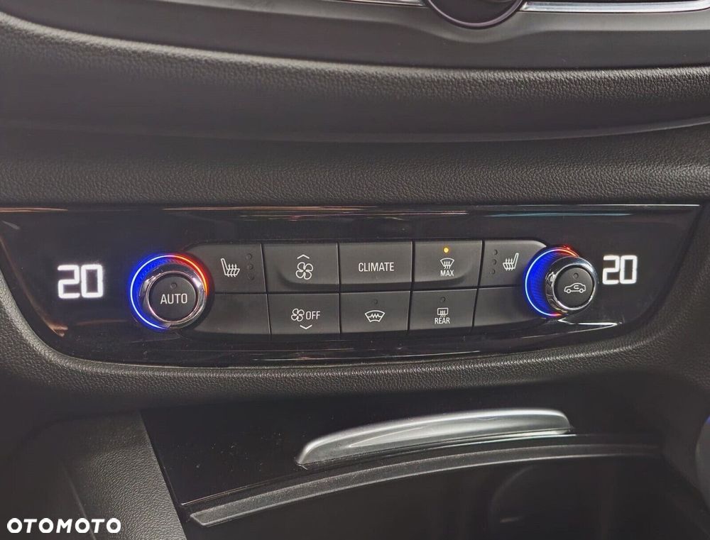 Opel Insignia 2.0 CDTI Elegance S&S - 13